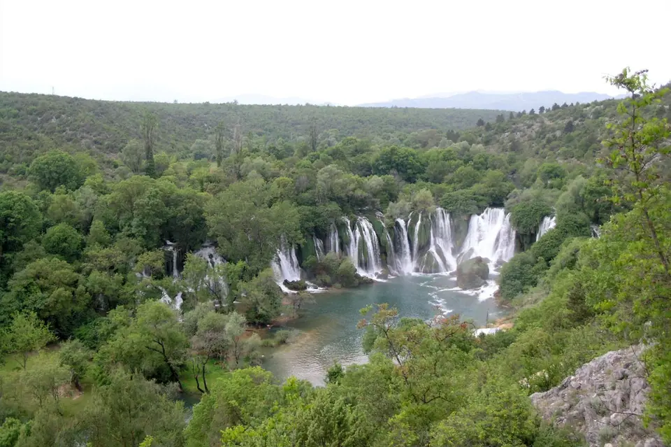 Cascadas de Kravice sobre el río Trebižat, Bosnia y Herzegovina